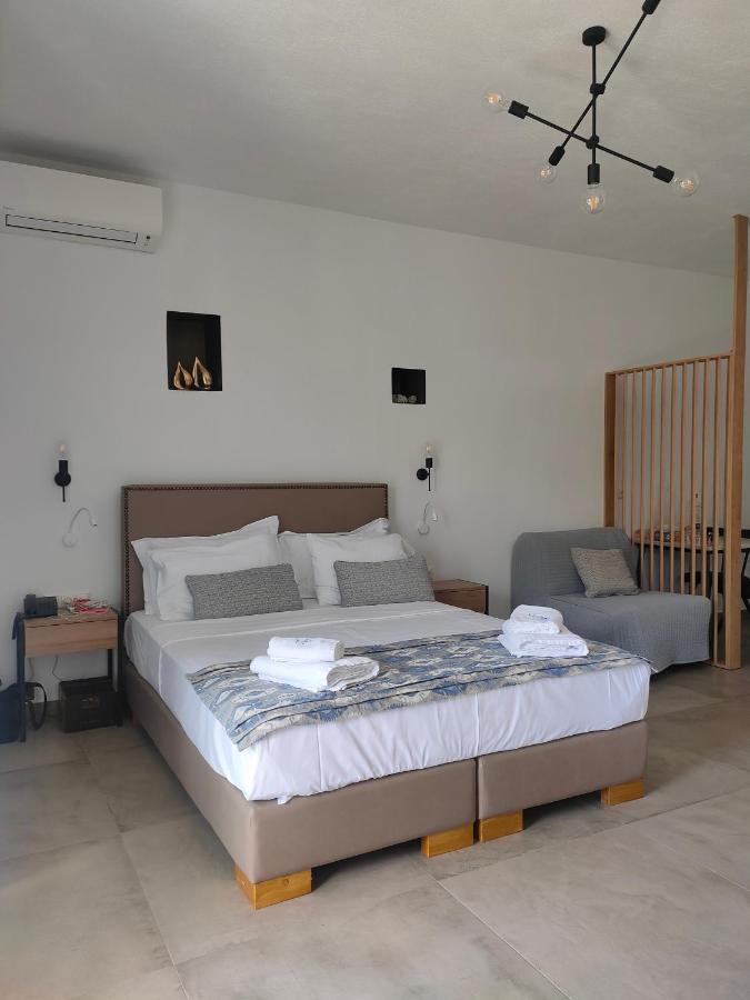 Theros Villas & Suites Chrysi Ammoudia Ngoại thất bức ảnh